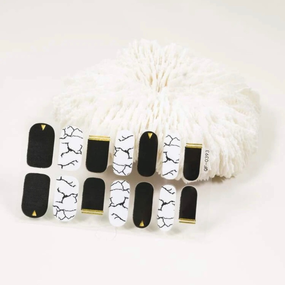 🌸3 /15 Nail Wrap Strip, Self Adhesive Nail polish Wrap white black gold - Picture 7 of 8